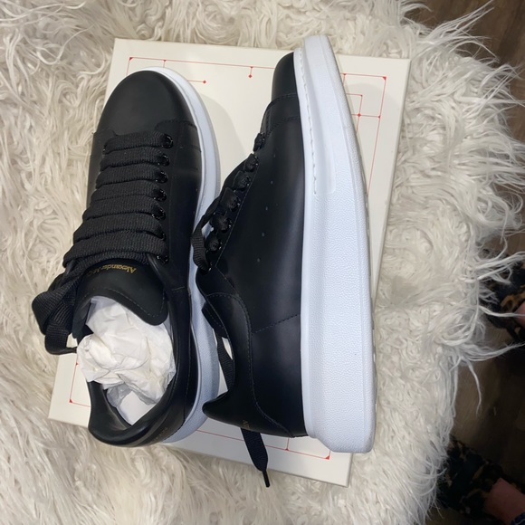 Alexander McQueen Shoes - Alexander McQueens